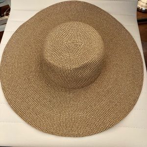 Straw sun hat